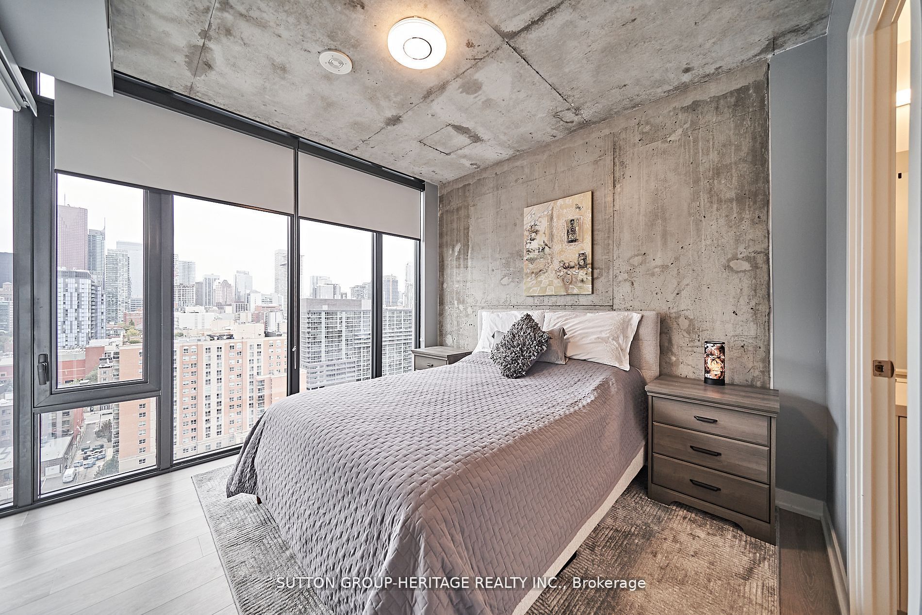 55 Ontario St, #1708