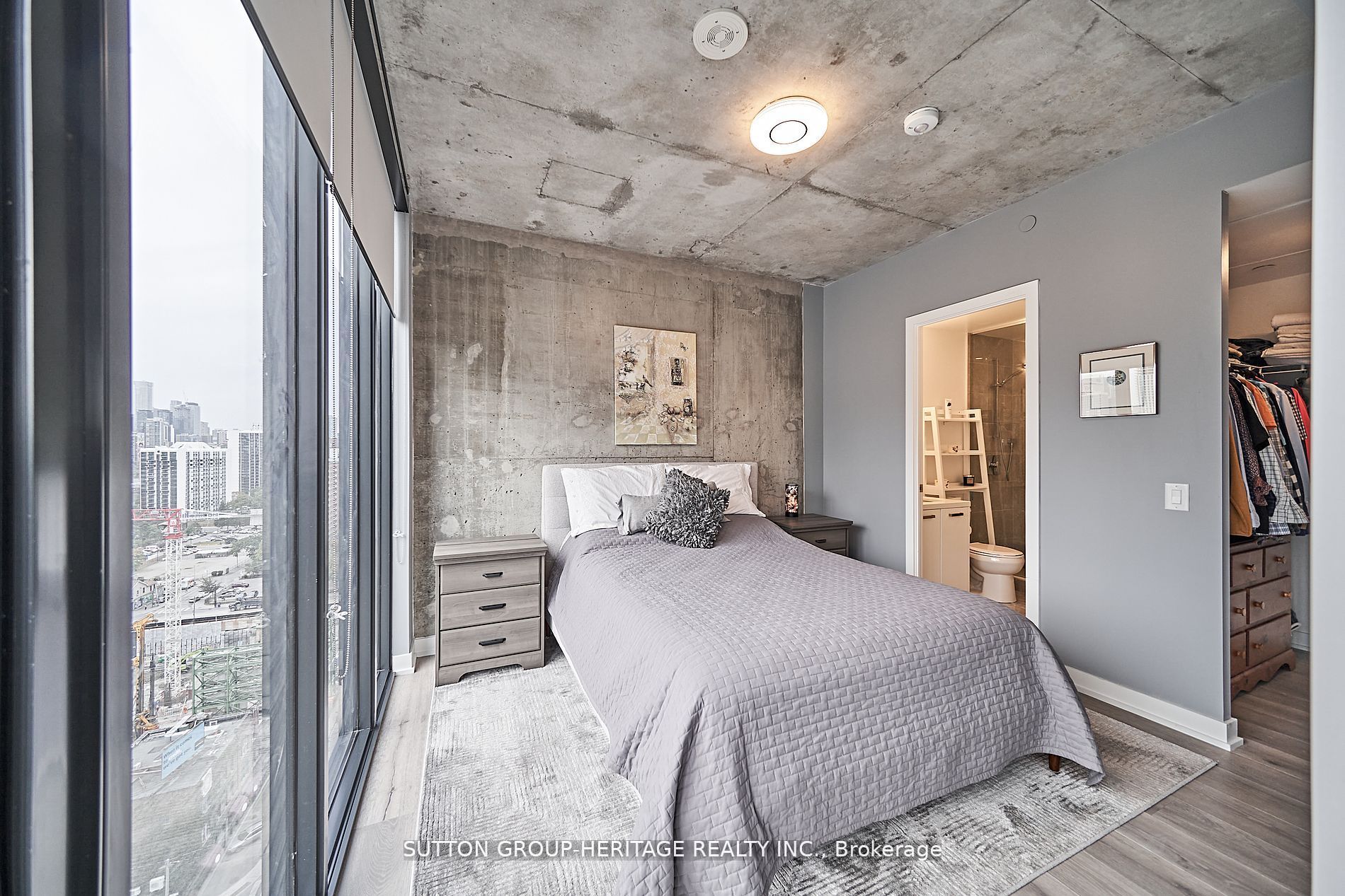 55 Ontario St, #1708