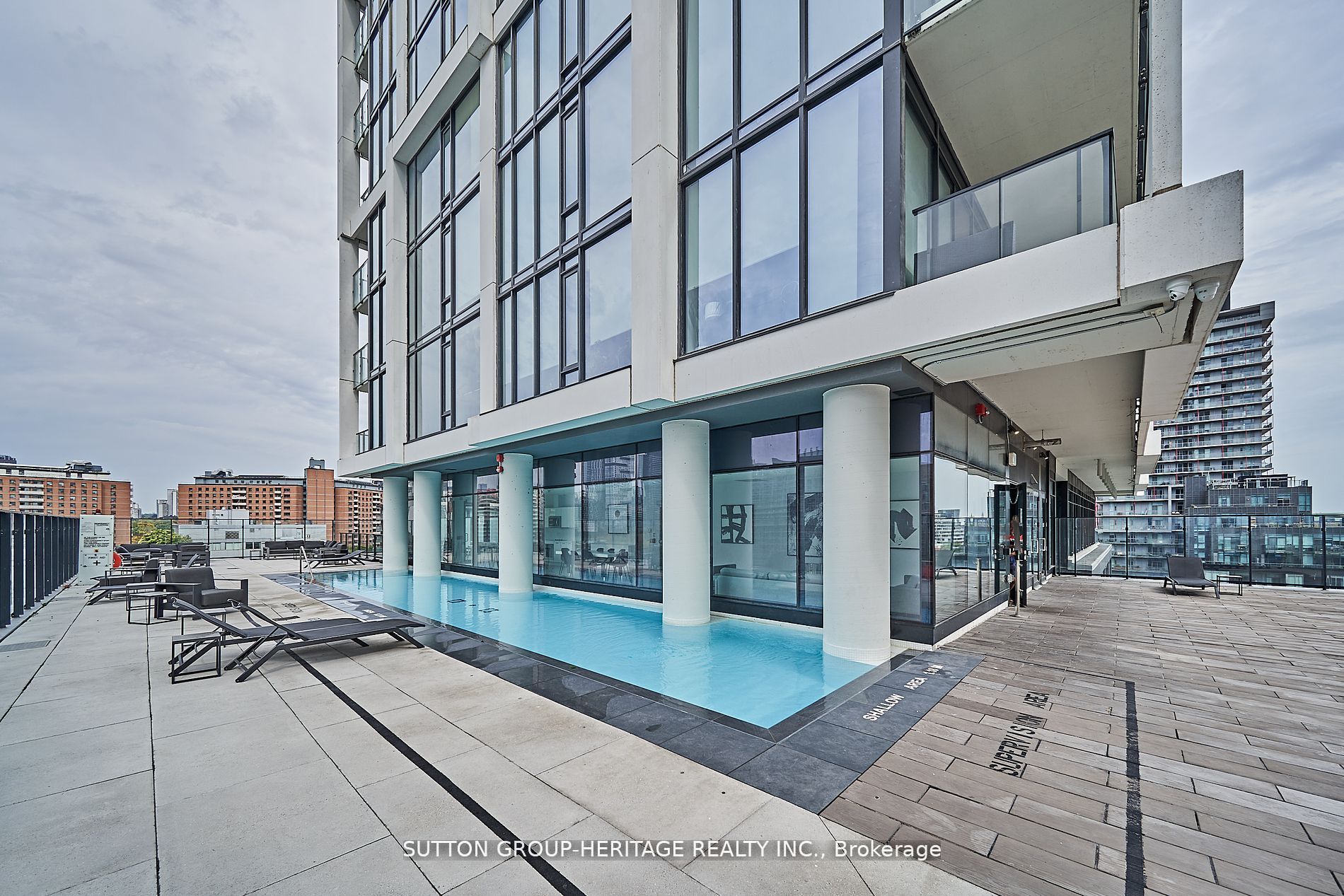 55 Ontario St, #1708