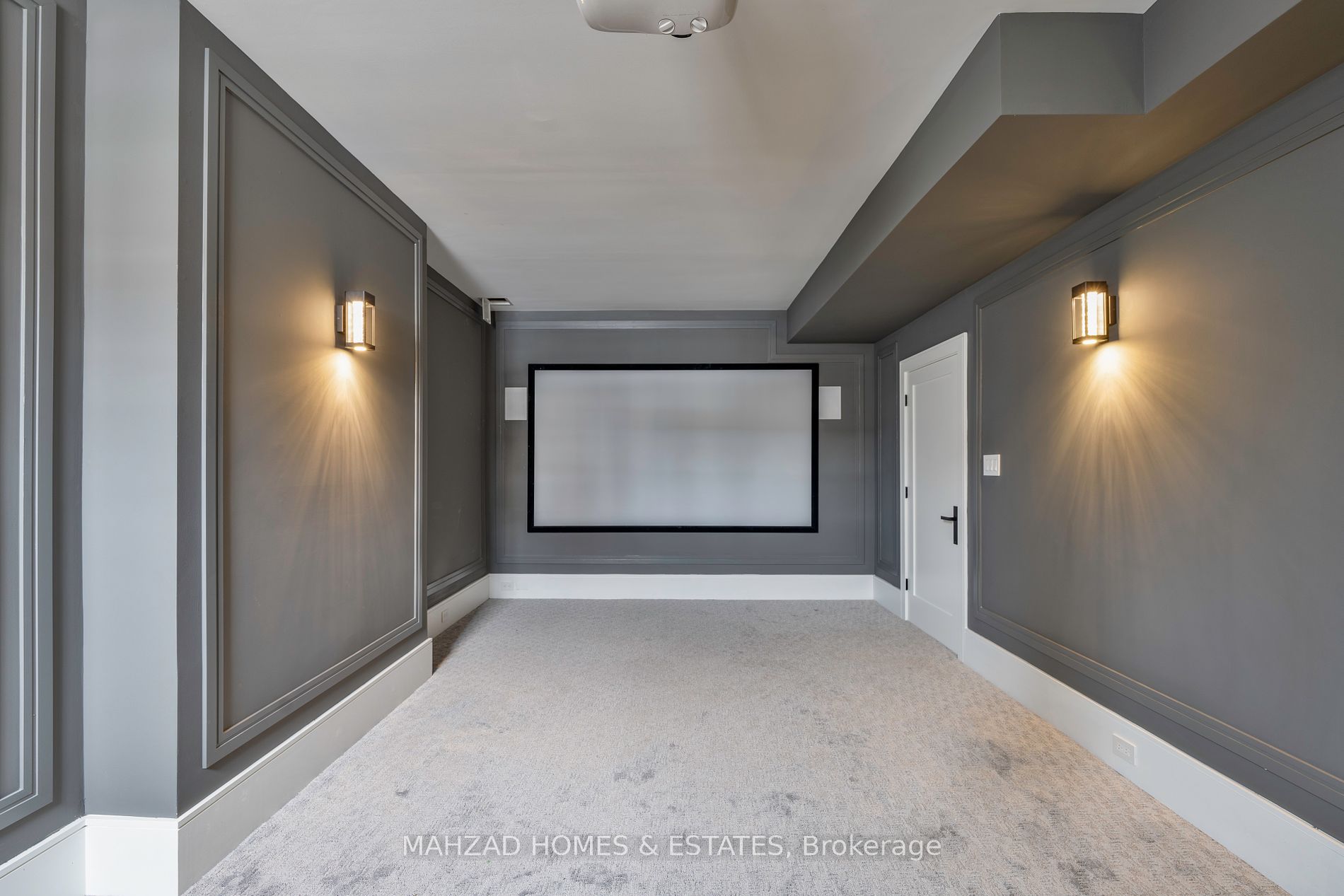 230 Dunvegan Rd