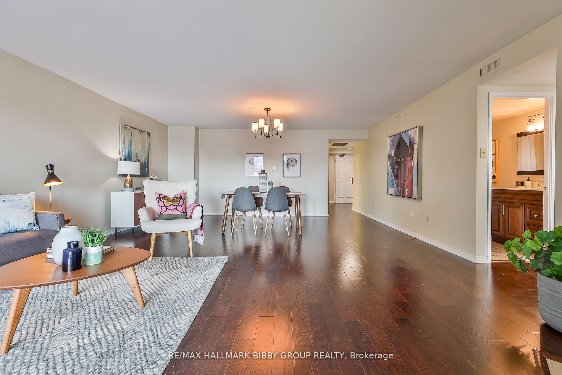 160 Frederick St, #803