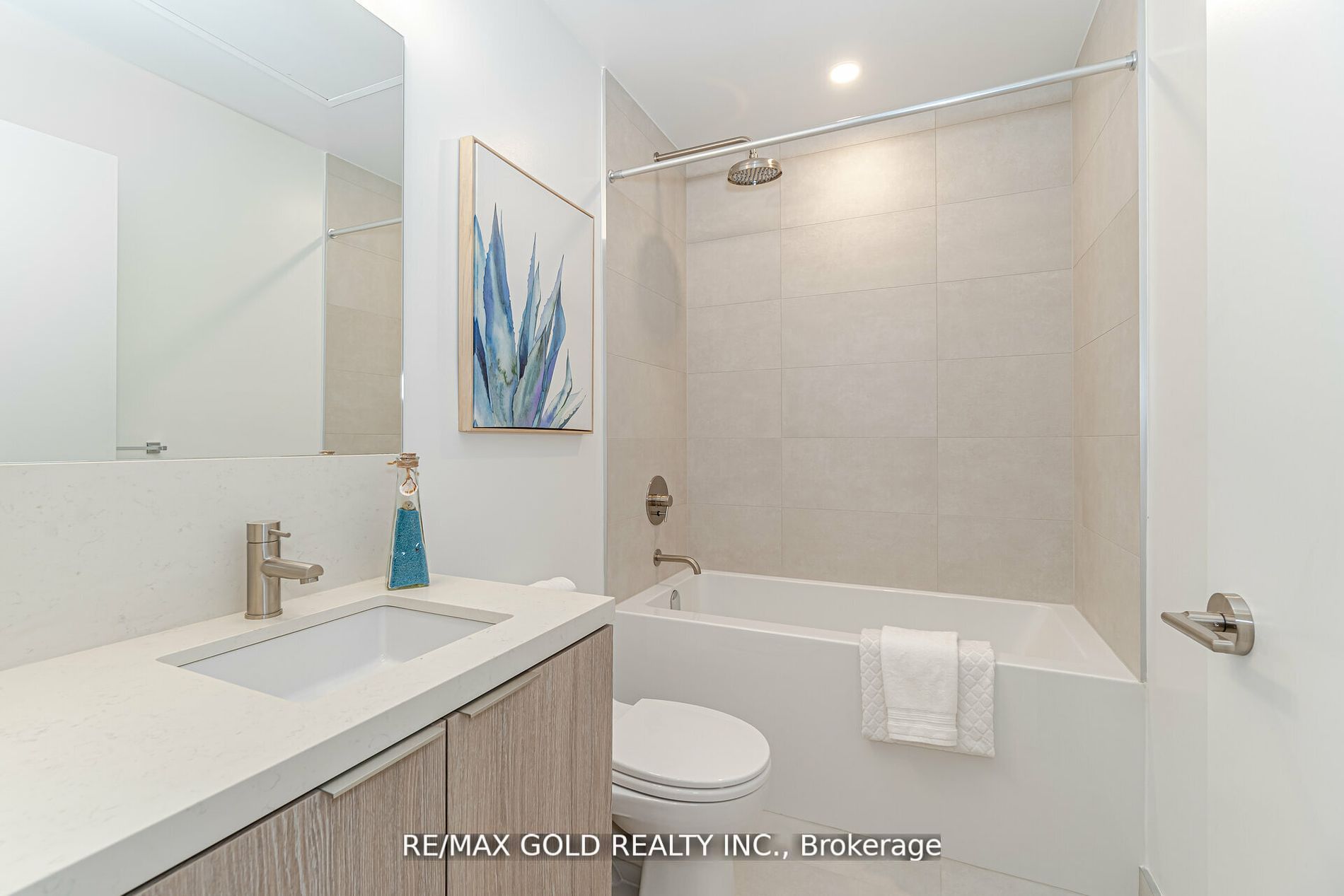 2020 Bathurst Street #216