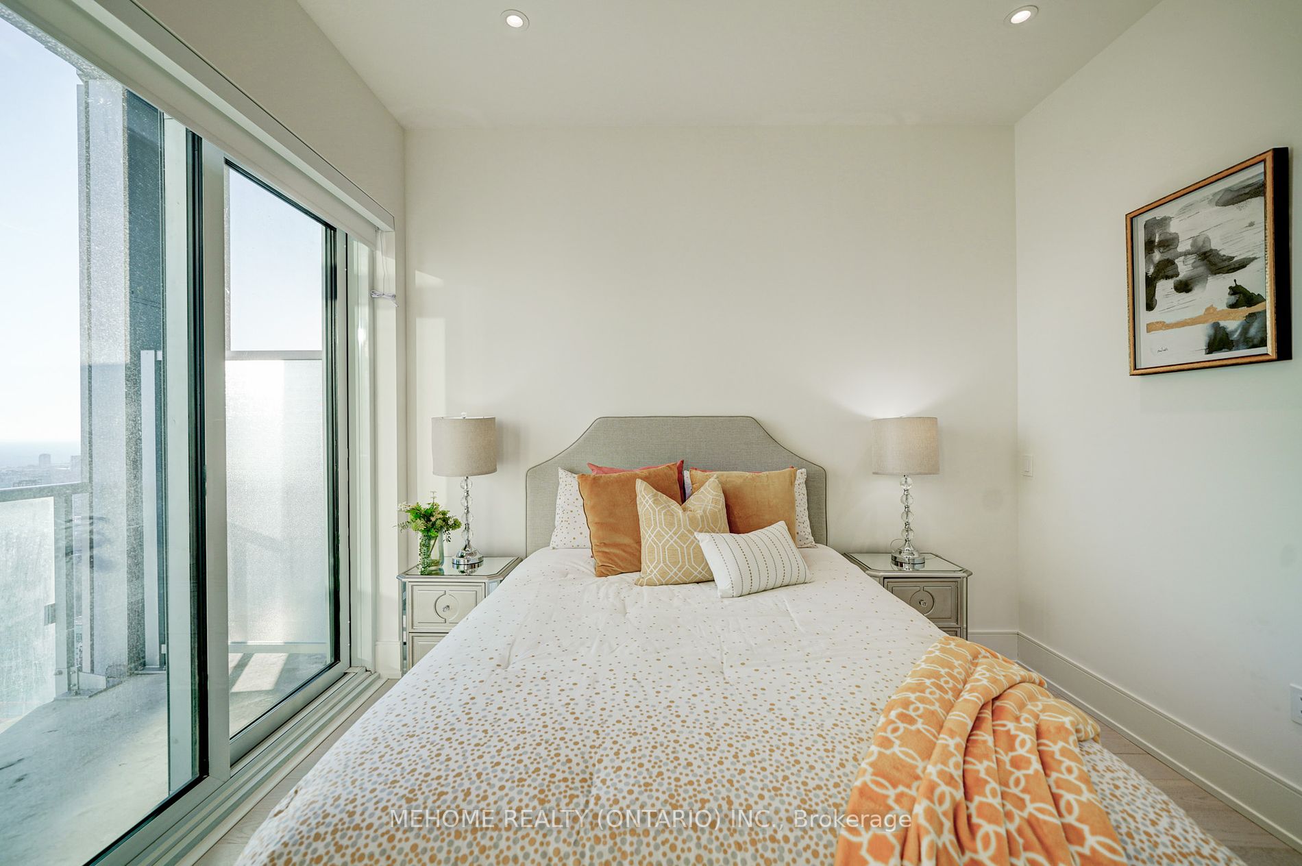 1 Yorkville Ave, #Ph06