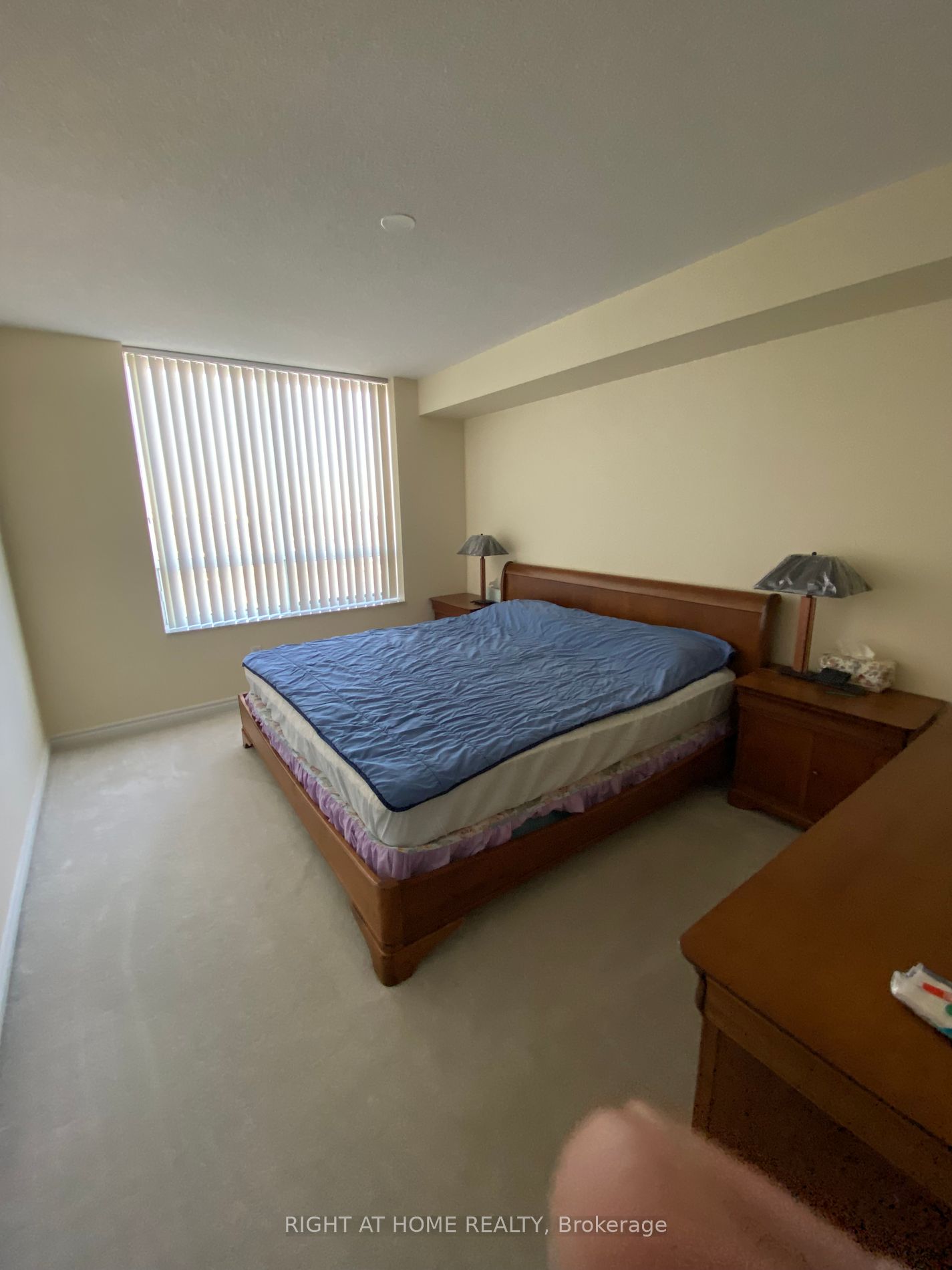 18 Sommerset Way, #2316