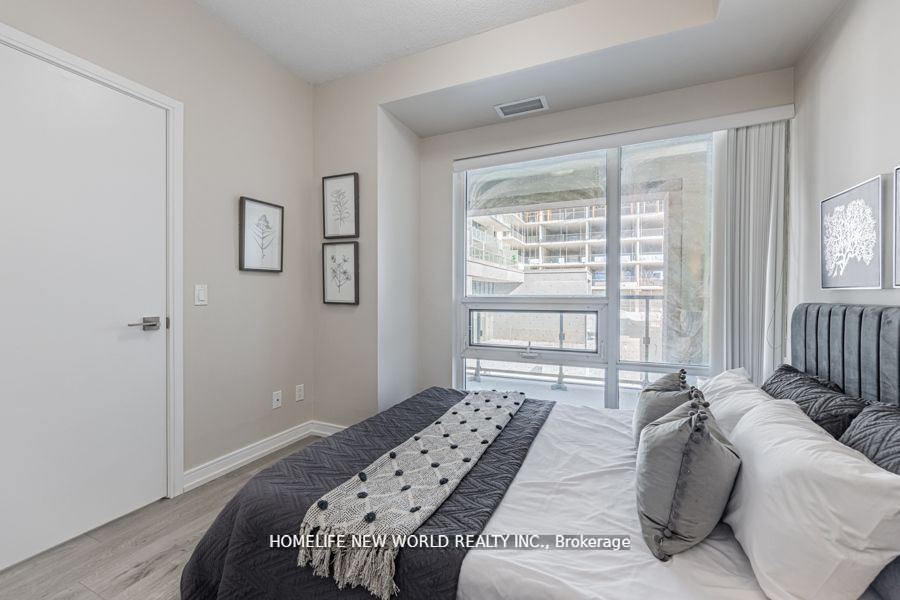 621 Sheppard Avenue E #250