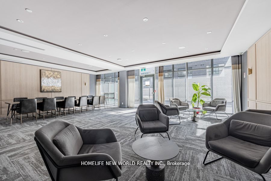 621 Sheppard Avenue E #250