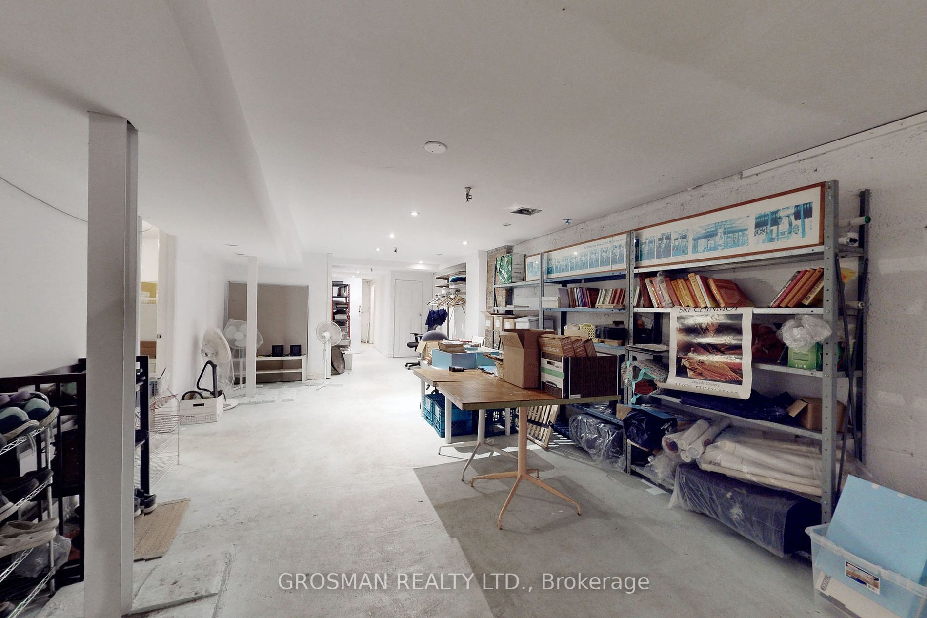 1085 Bathurst St
