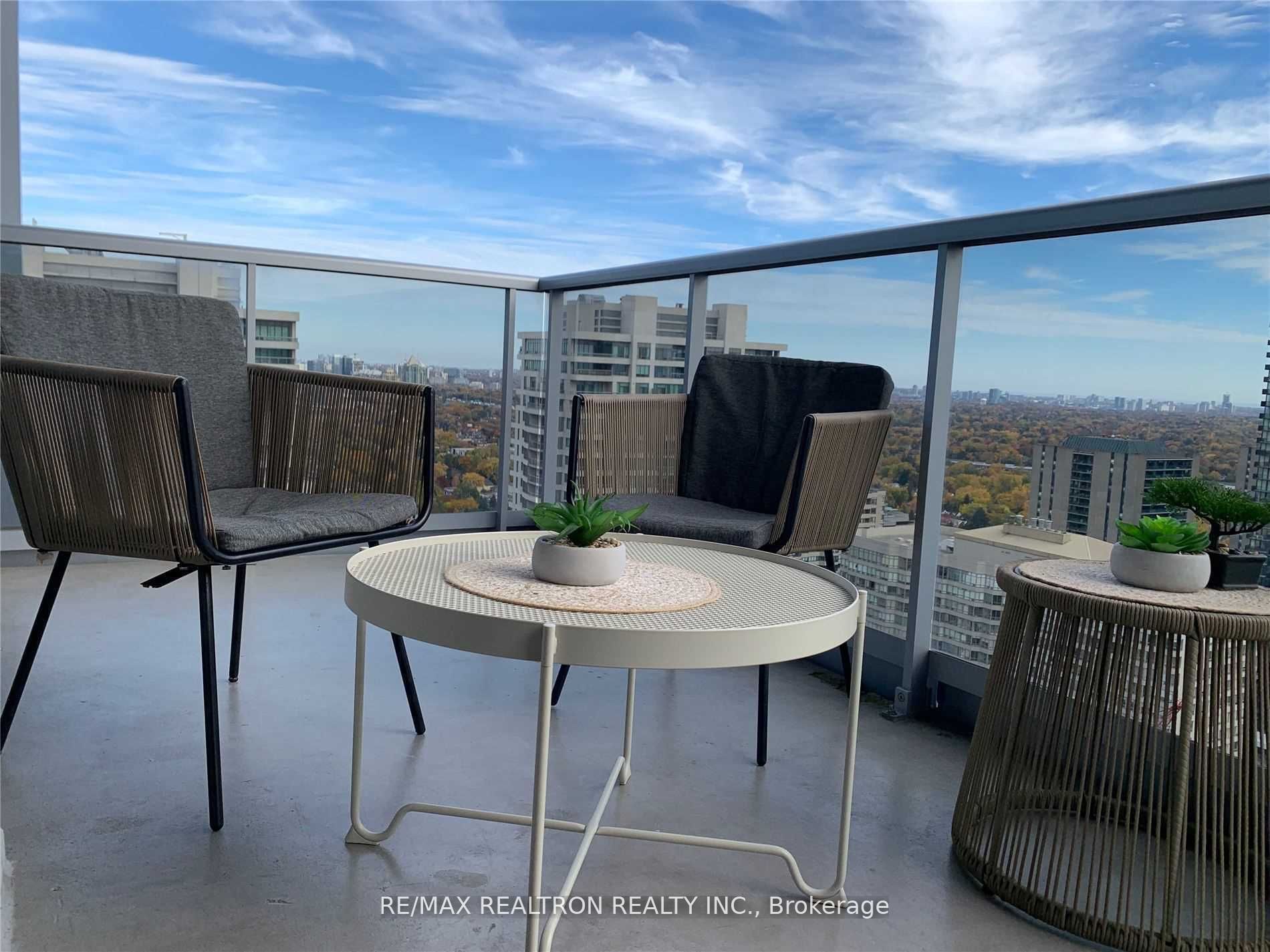 4968 Yonge St, #Ph203