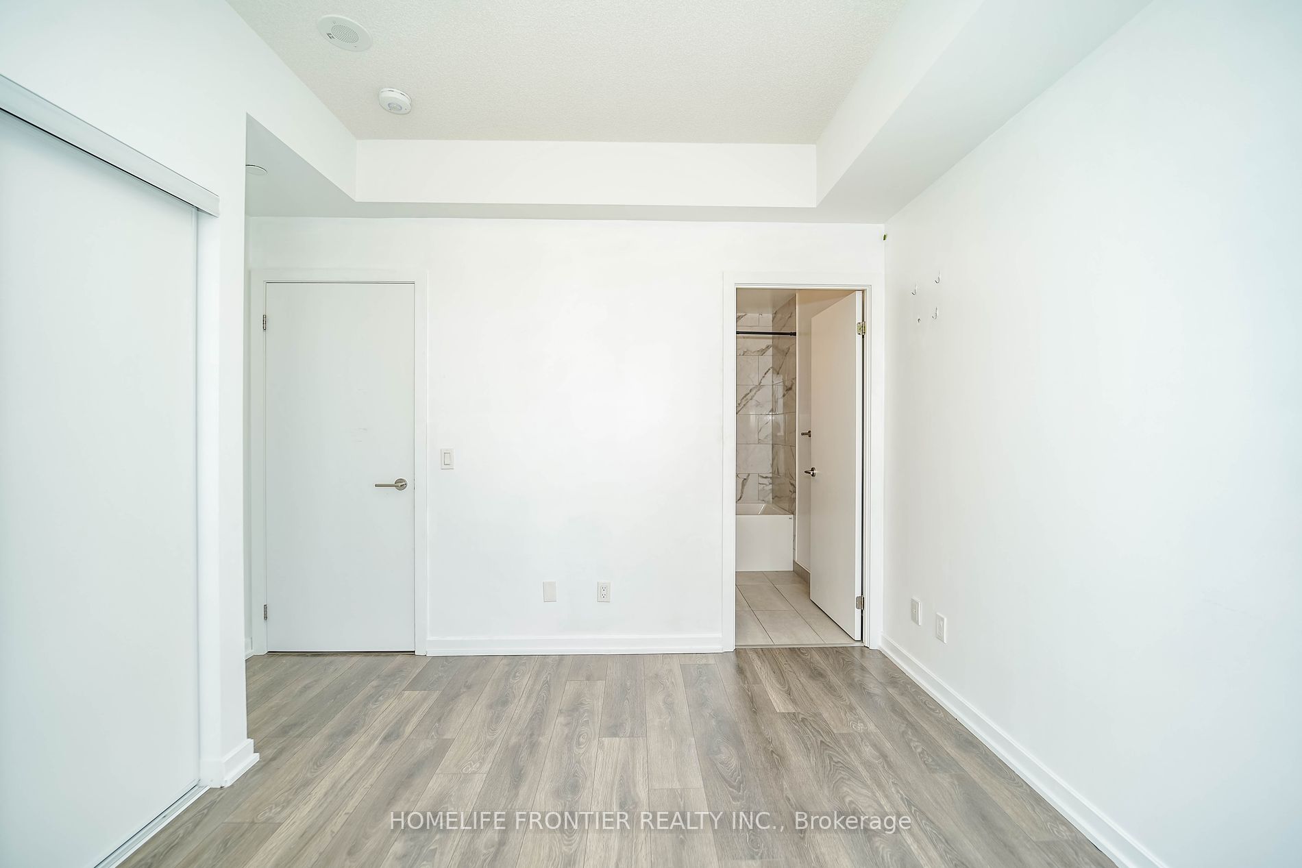 32 Forest Manor Rd, #610