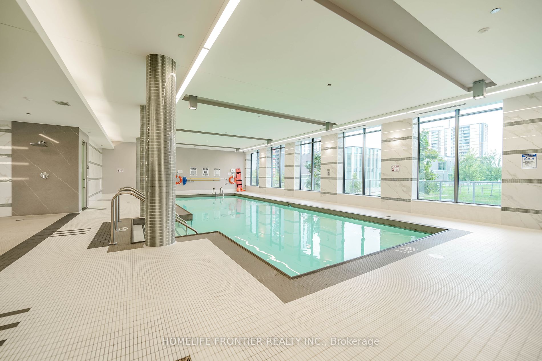 32 Forest Manor Rd, #610