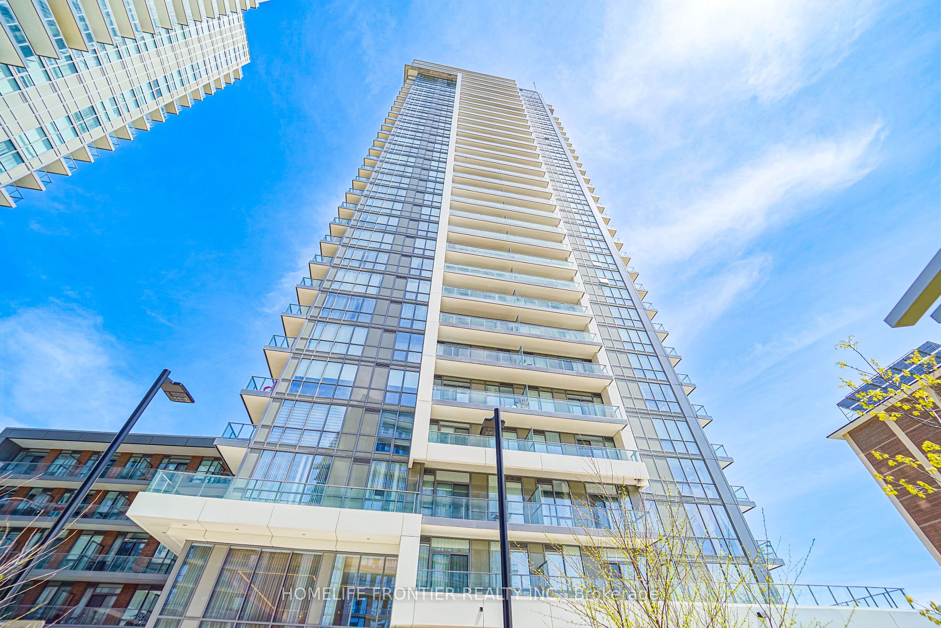 32 Forest Manor Rd, #610