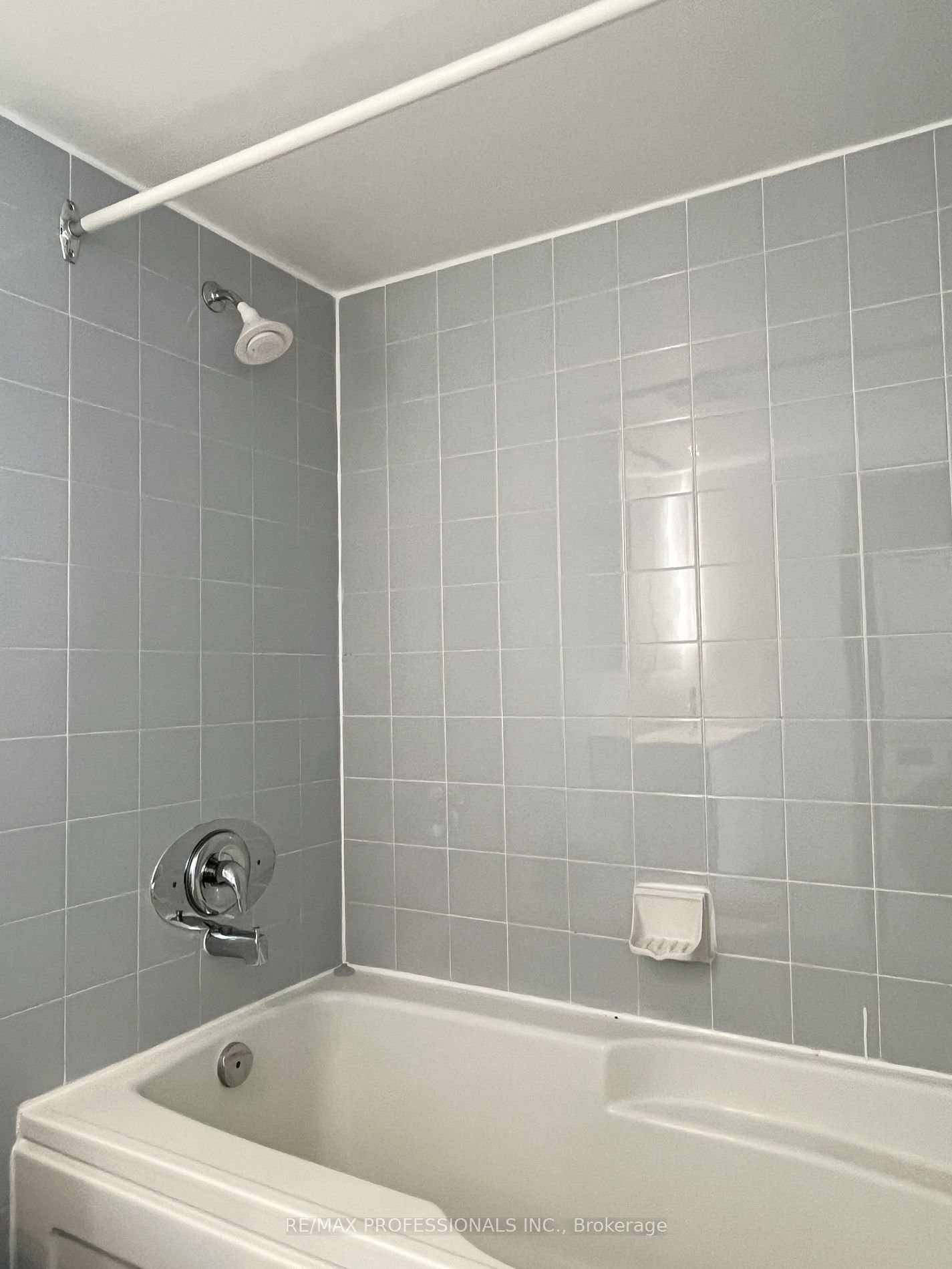 1001 Bay Street, #2316