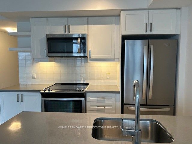50 Wellesley Street E, #3303