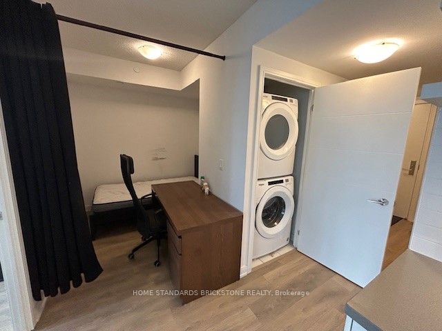 50 Wellesley Street E, #3303