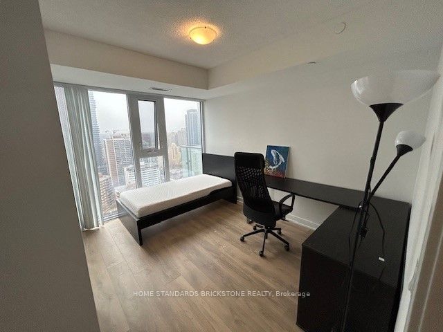 50 Wellesley Street E, #3303