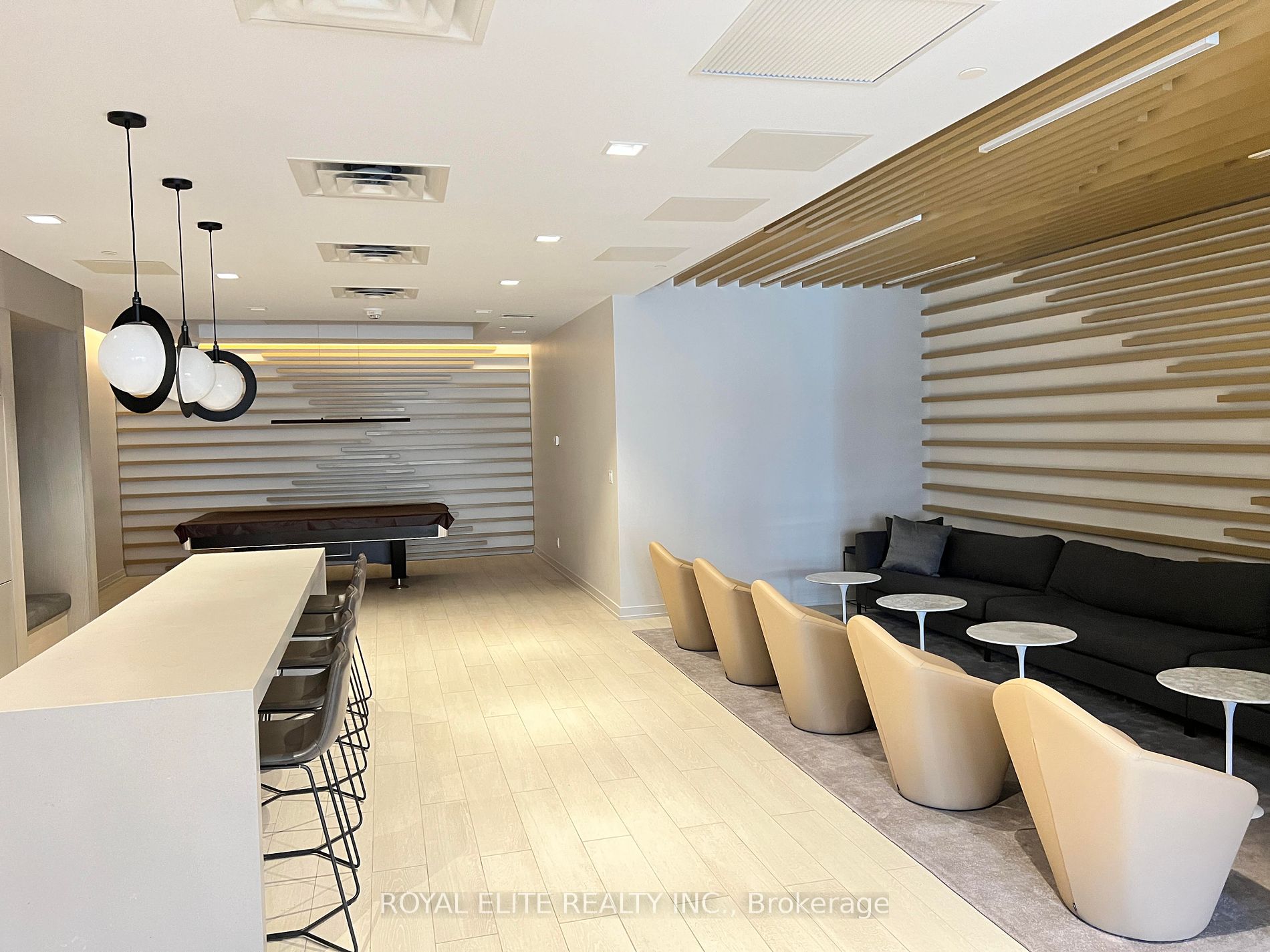 180 Fairview Mall Dr #1001