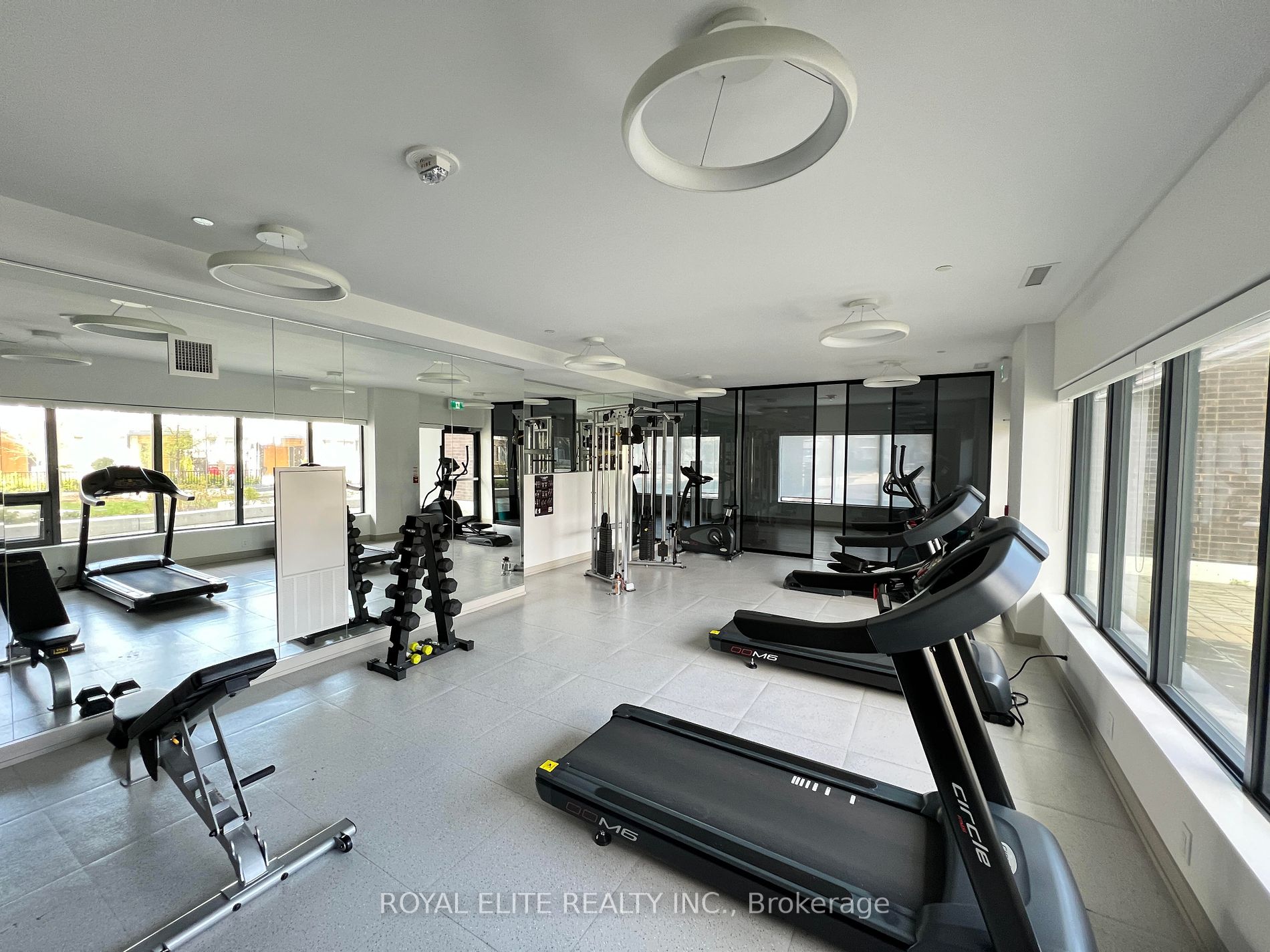 180 Fairview Mall Dr #1001