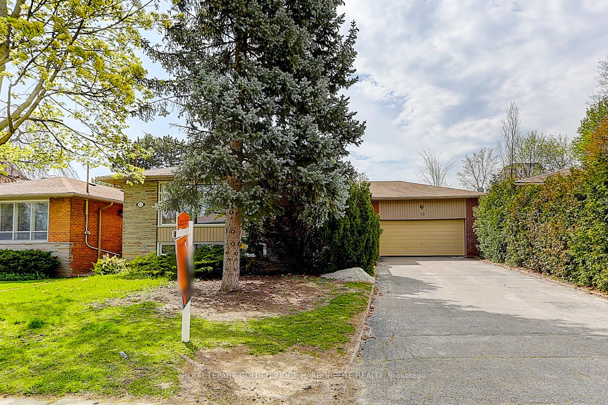 19 Morewood Crescent