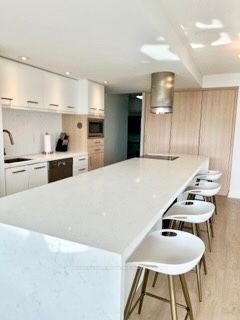 38 Dan Leckie Way, #1512