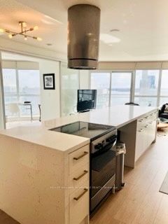 38 Dan Leckie Way, #1512