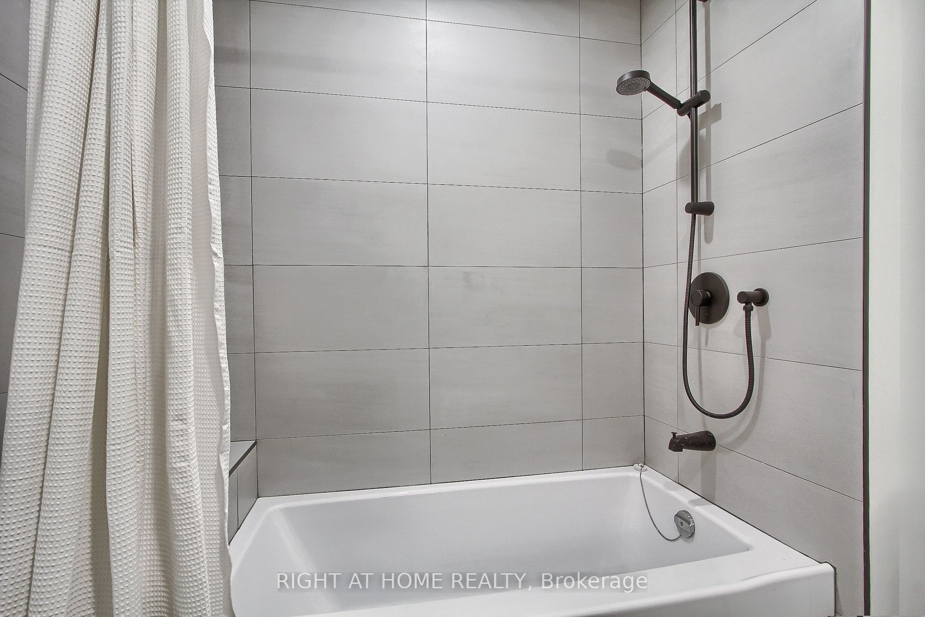 1201 Dovercourt Road #Unit 2