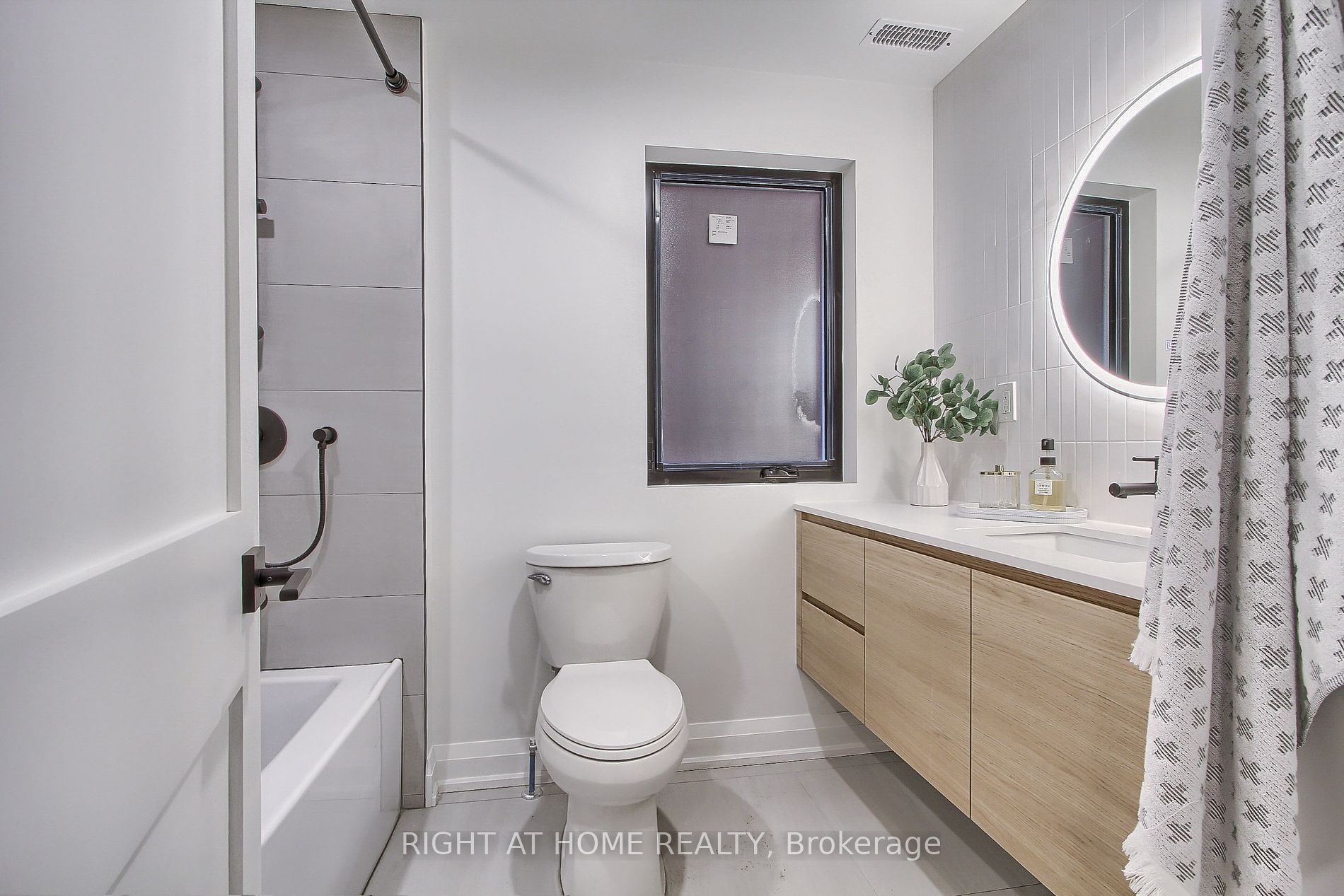 1201 Dovercourt Road #Unit 2