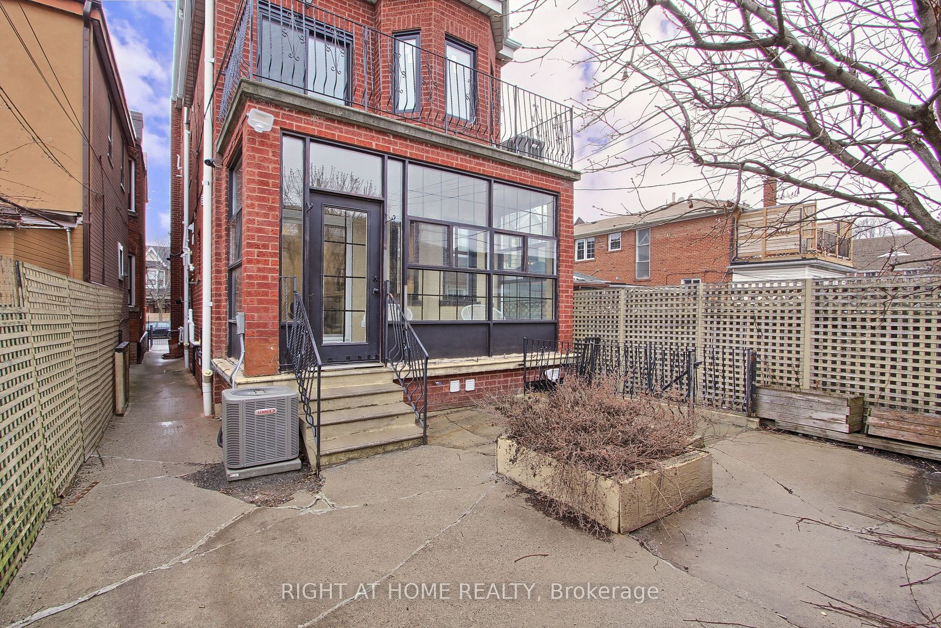 1201 Dovercourt Road #Unit 2