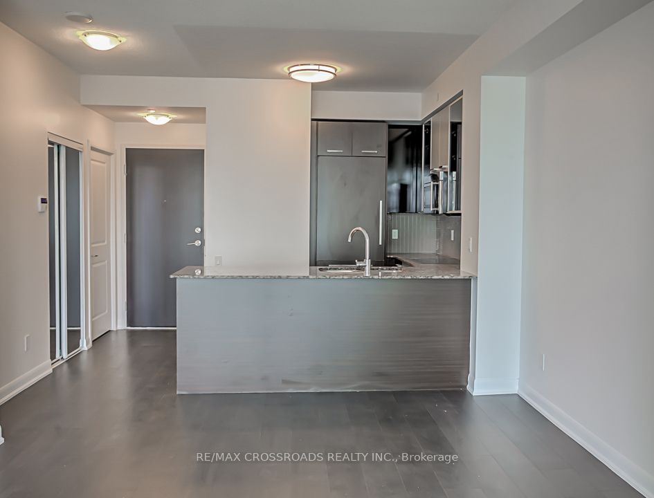 5168 Yonge Street, #3006
