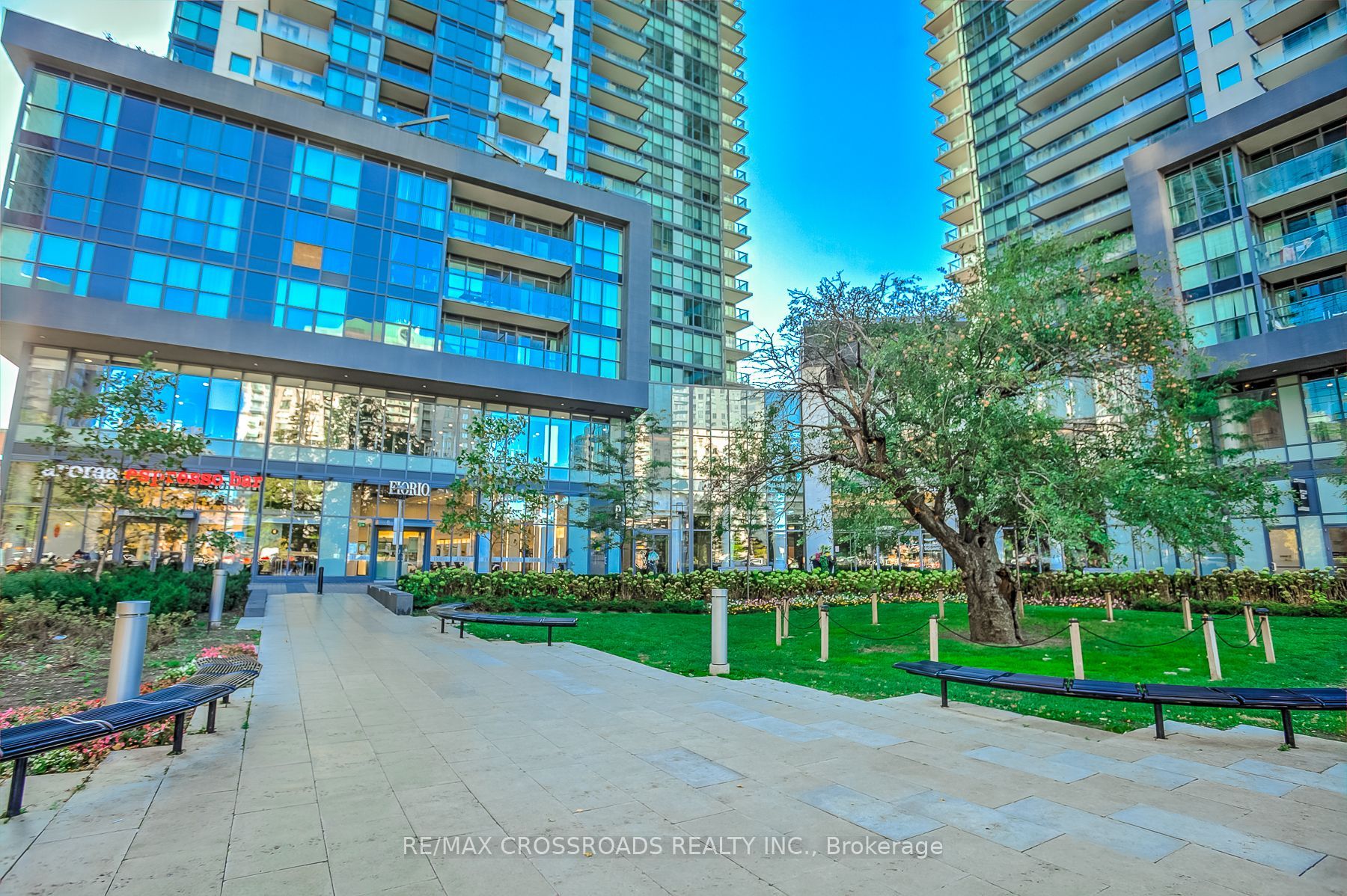 5168 Yonge Street, #3006