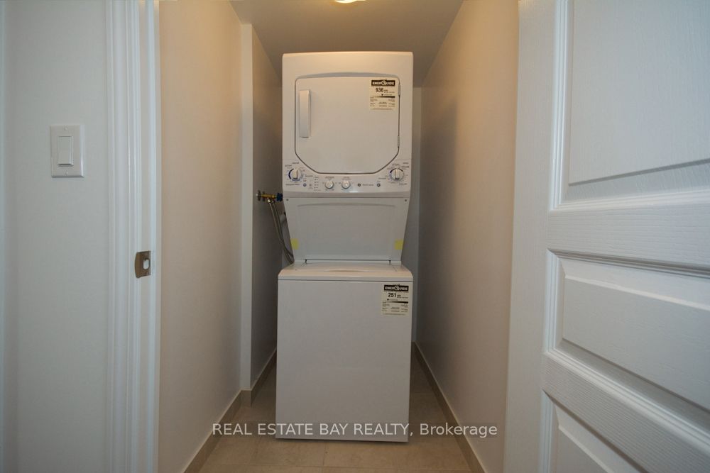 352 Front Street W, #1110