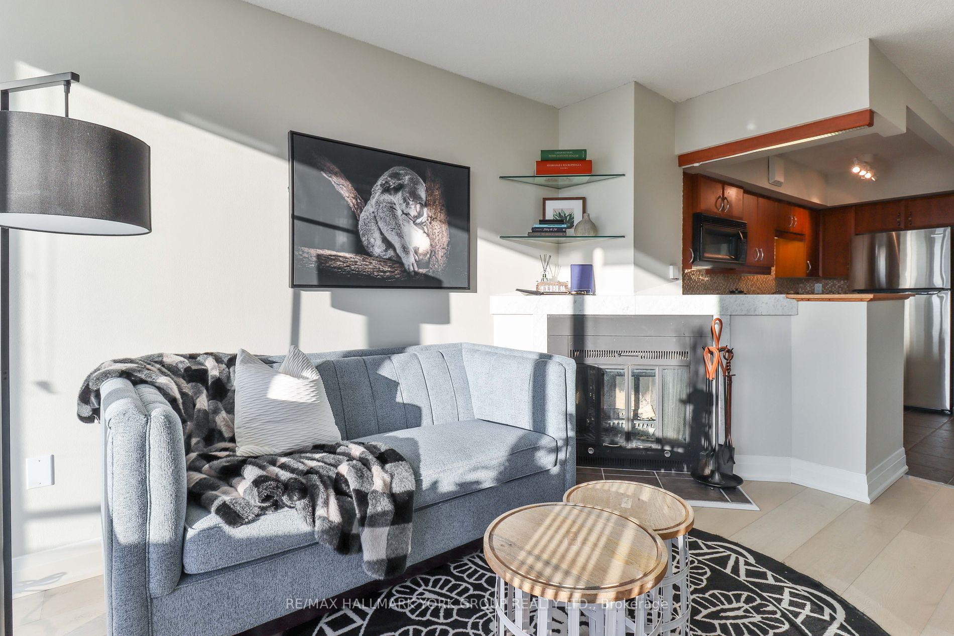 86 Gerrard St E, #22C