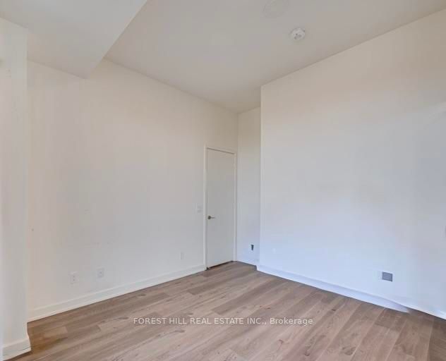 10 Deerlick Crt, #710