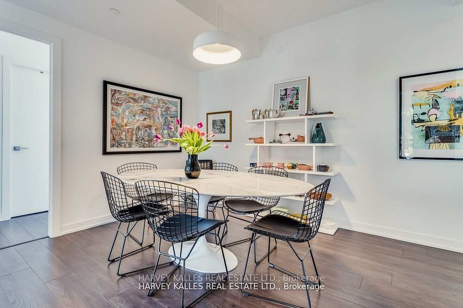 223 St Clair Ave W, #406