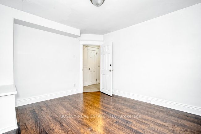 282 Ossington Ave