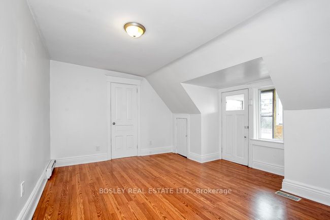 282 Ossington Ave