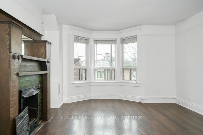282 Ossington Ave