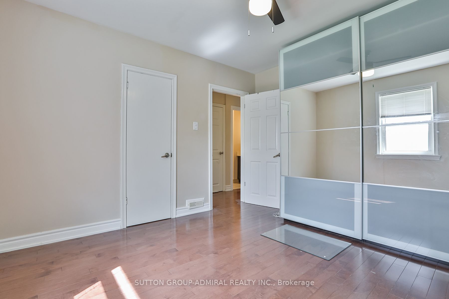 33 Regina Avenue