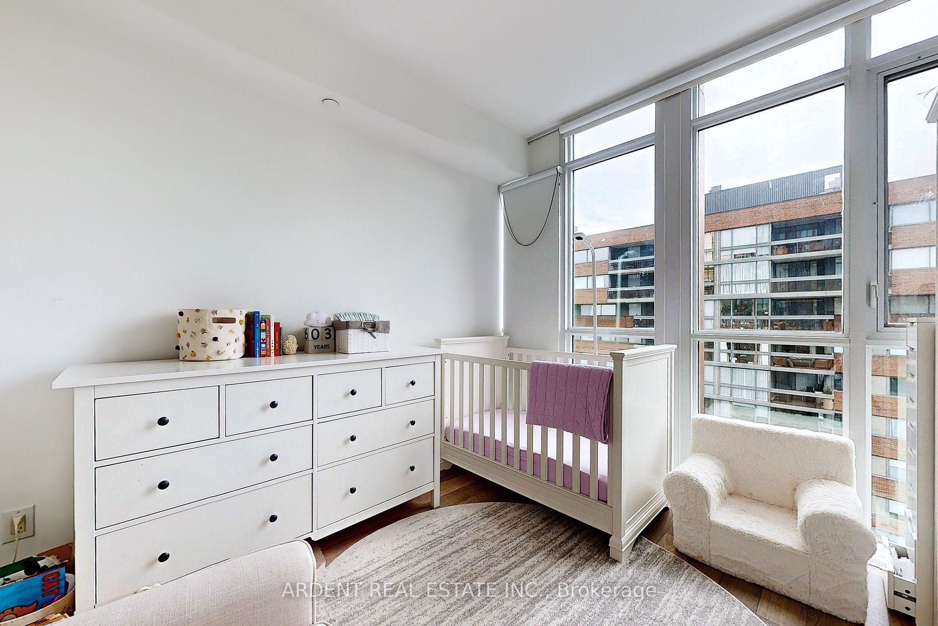 32 Davenport Road, #1107