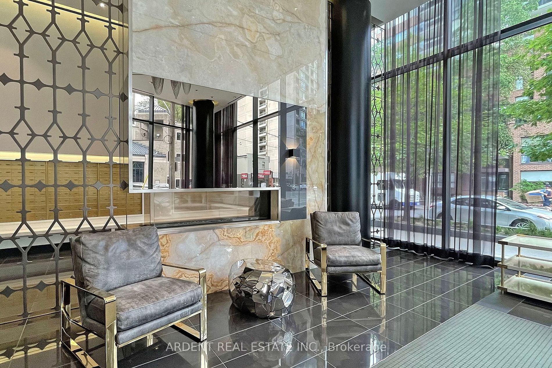 32 Davenport Road, #1107