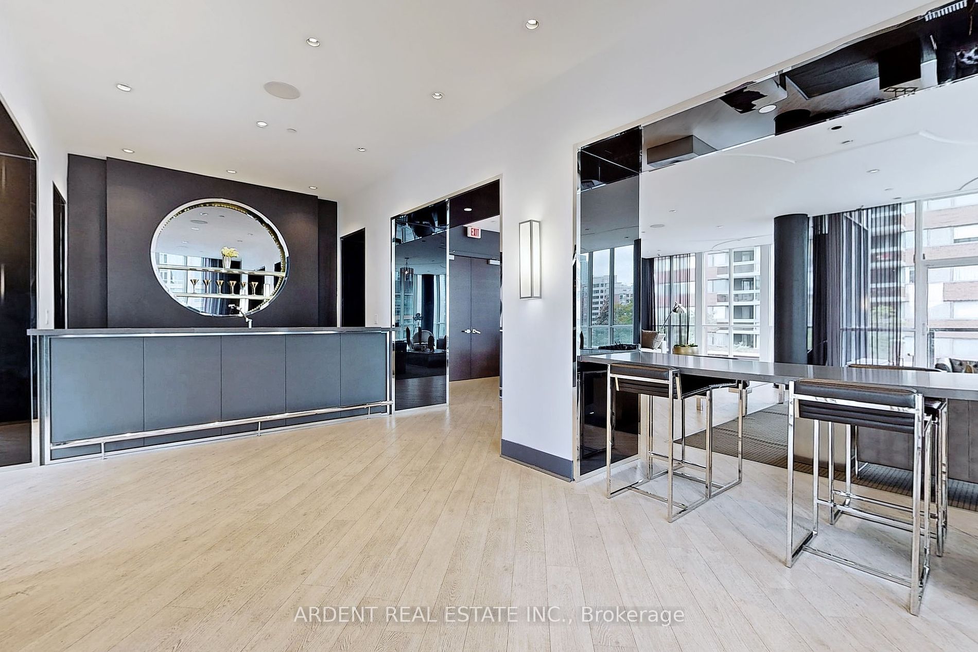 32 Davenport Road, #1107