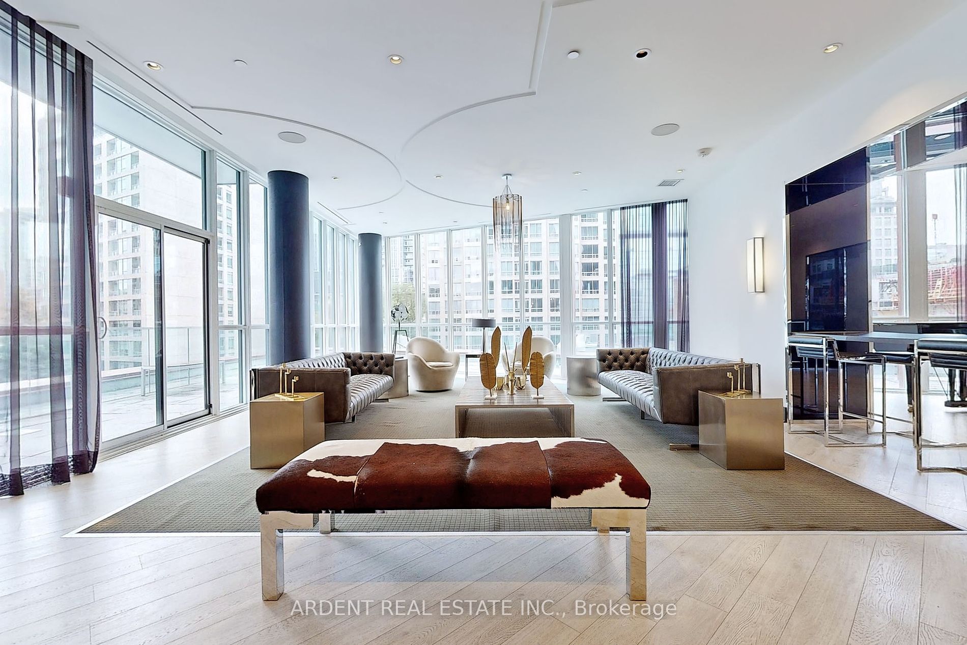 32 Davenport Road, #1107