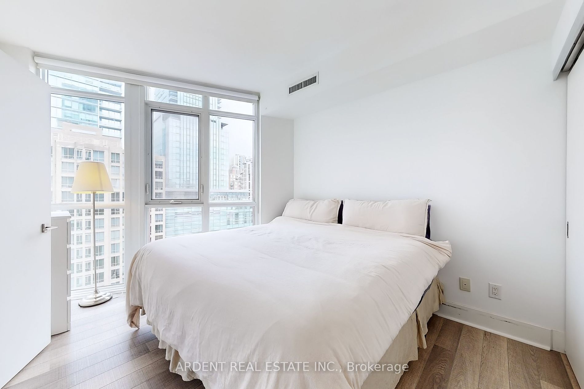 32 Davenport Road, #1107