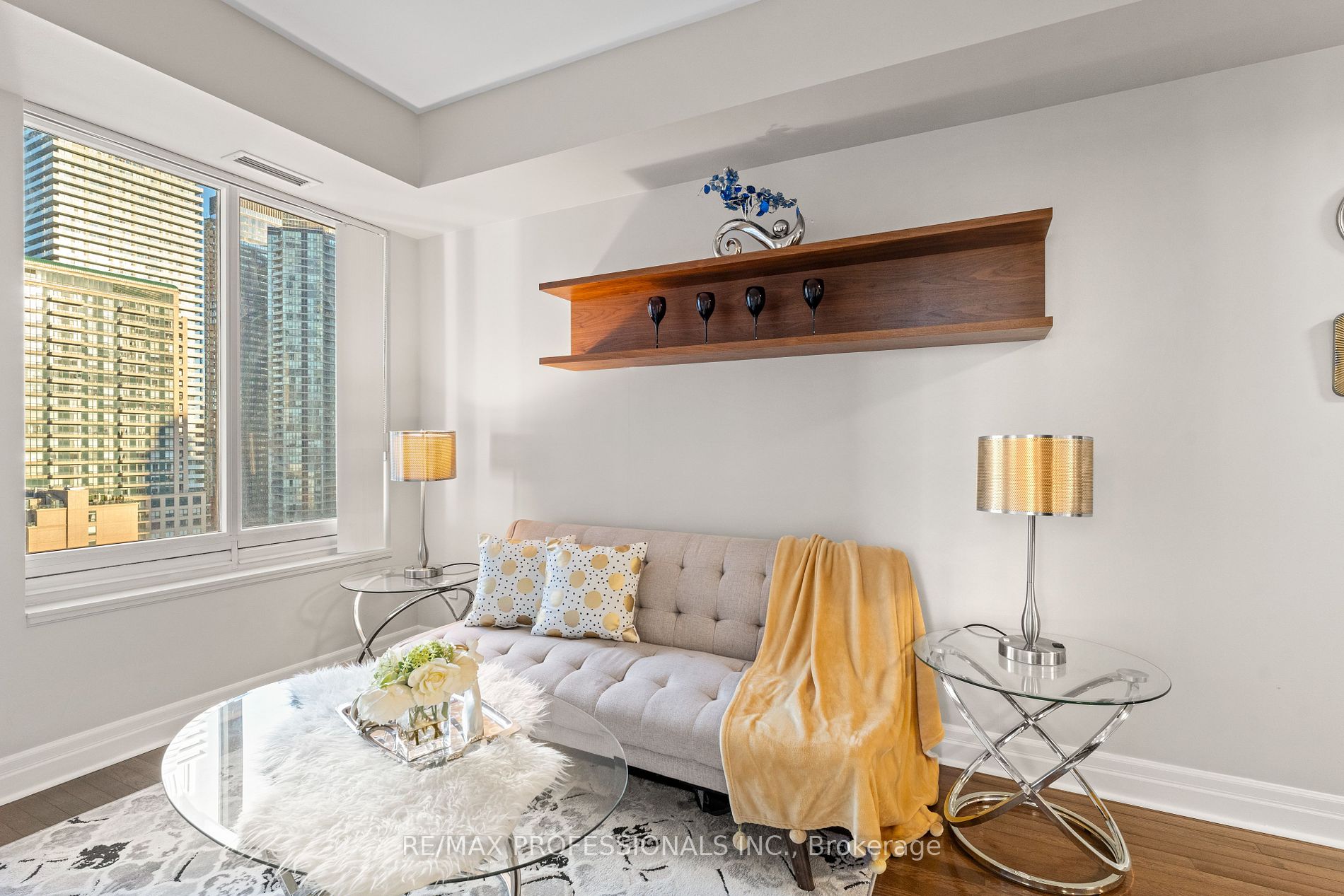 35 Balmuto St, #2104