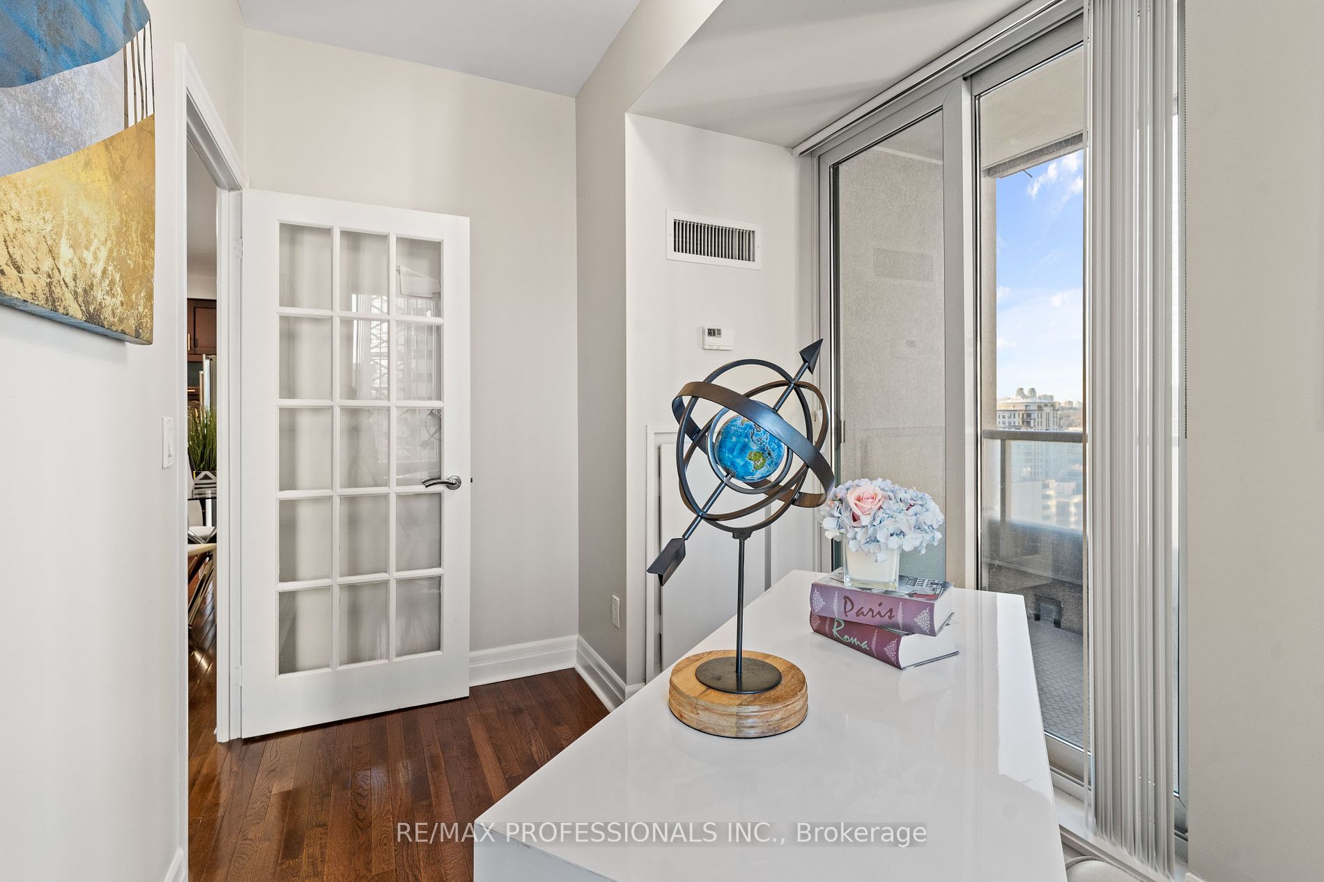 35 Balmuto St, #2104
