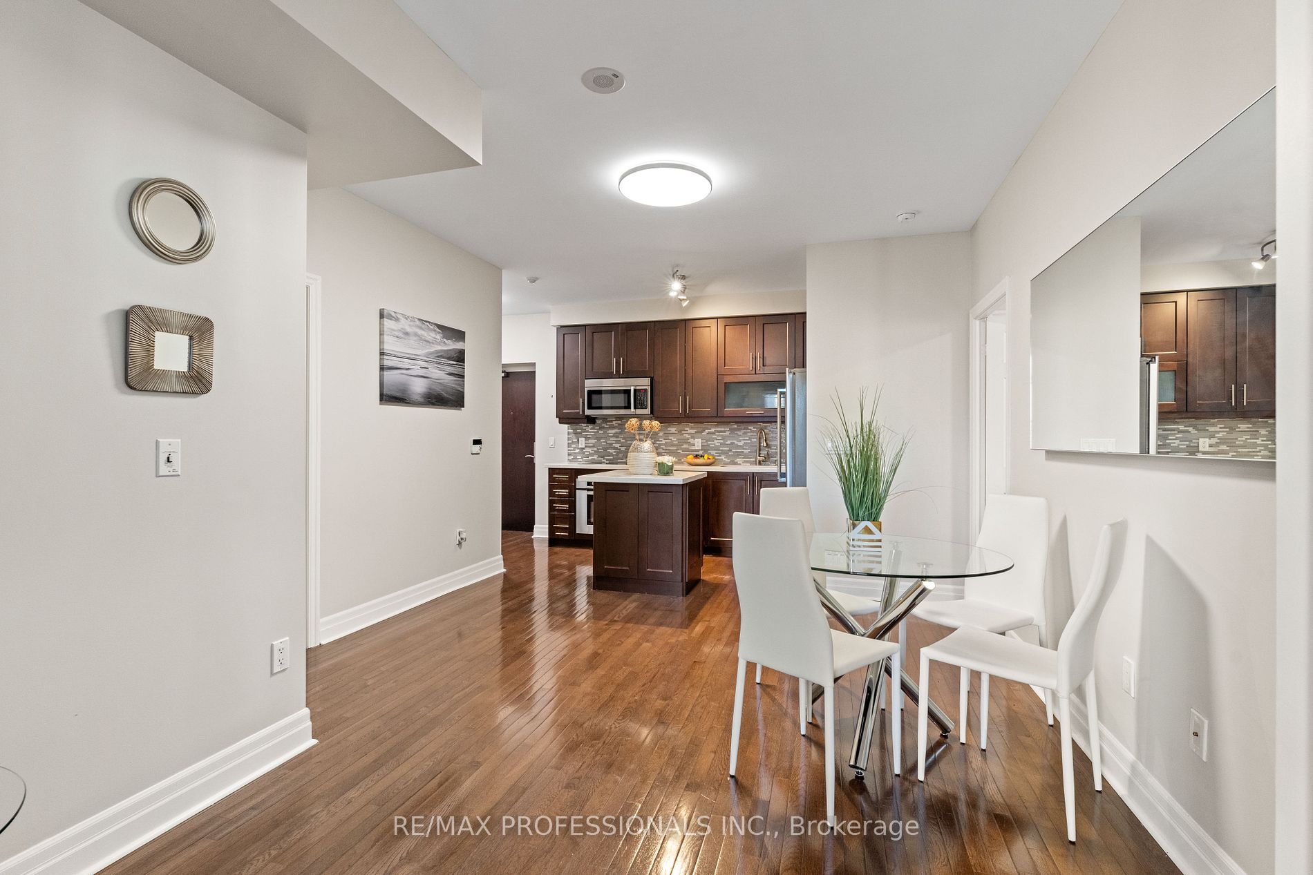 35 Balmuto St, #2104