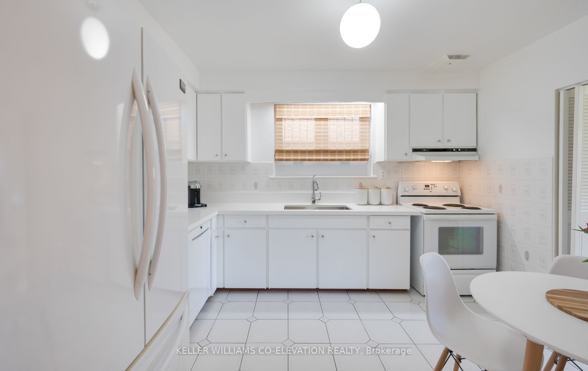 54 Pinebrook Avenue
