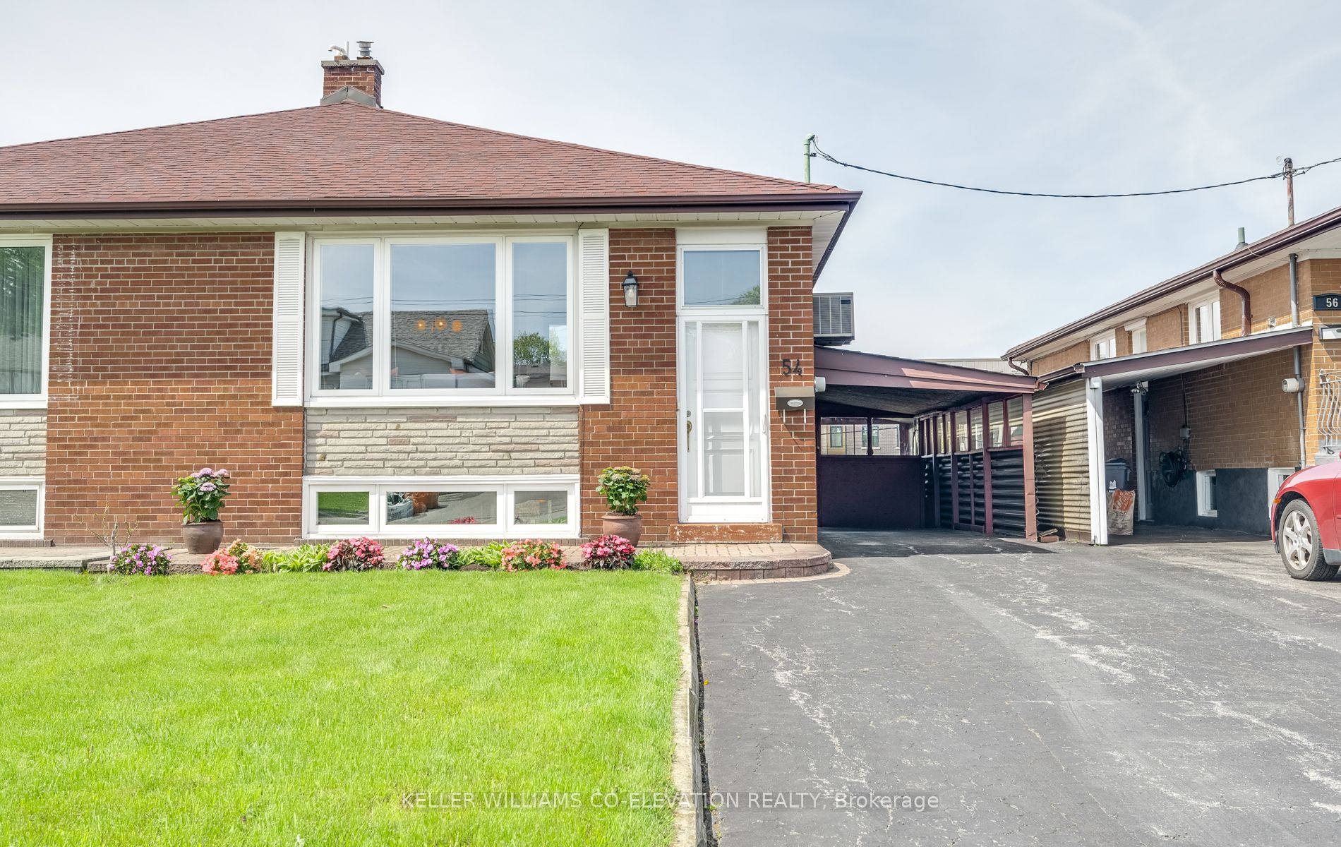 54 Pinebrook Avenue