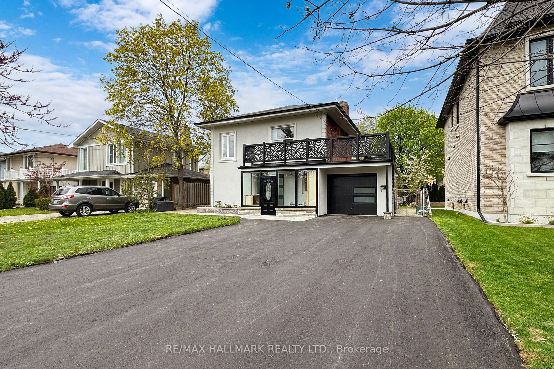 18 Cadillac Ave
