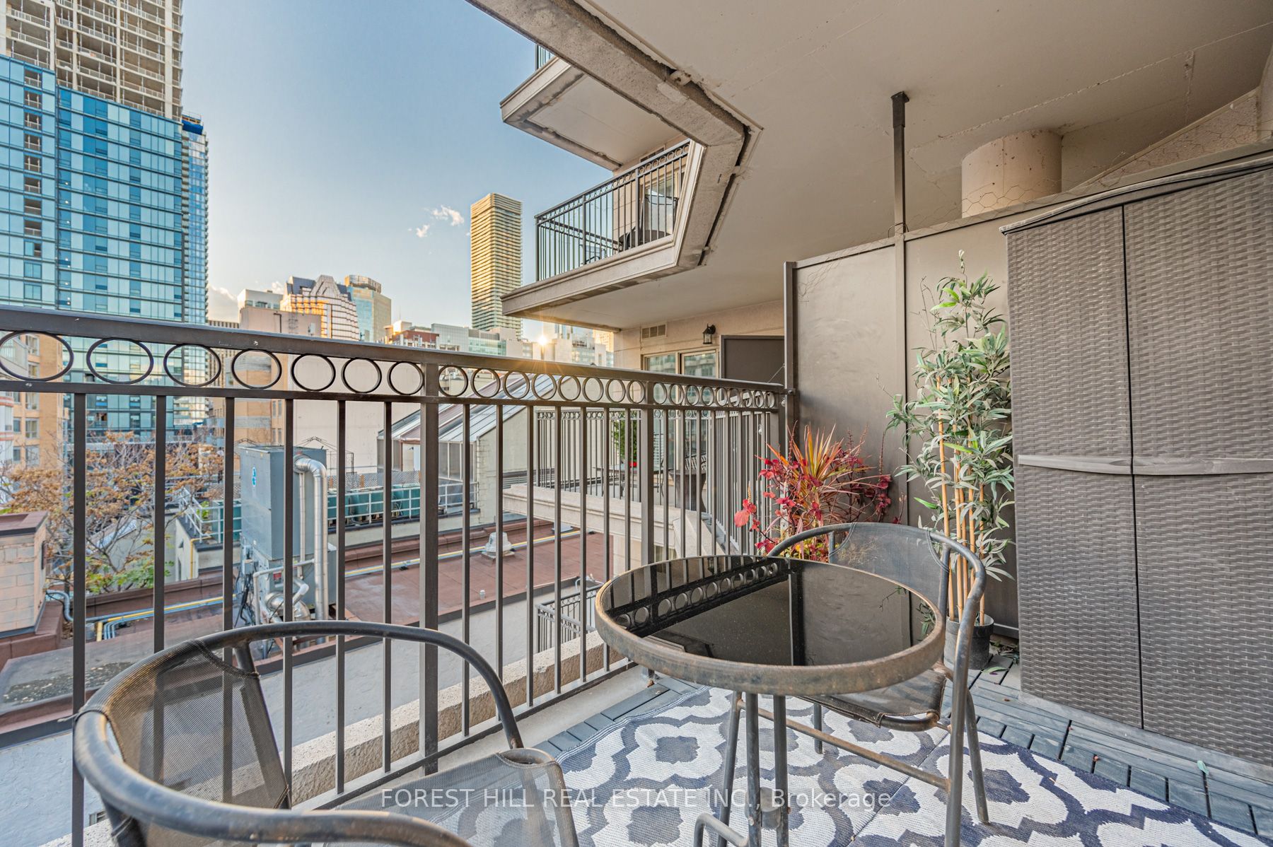115 Richmond Street E #701