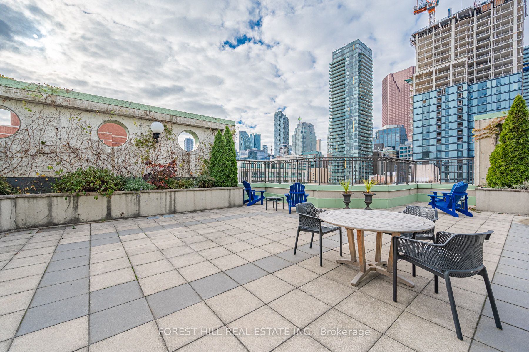 115 Richmond Street E #701
